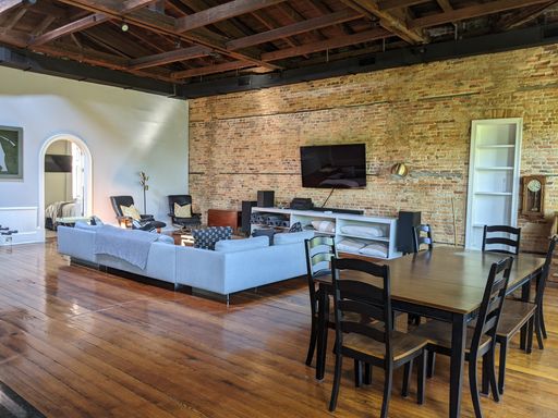Historic Downtown Wilmington Condo – photo 1