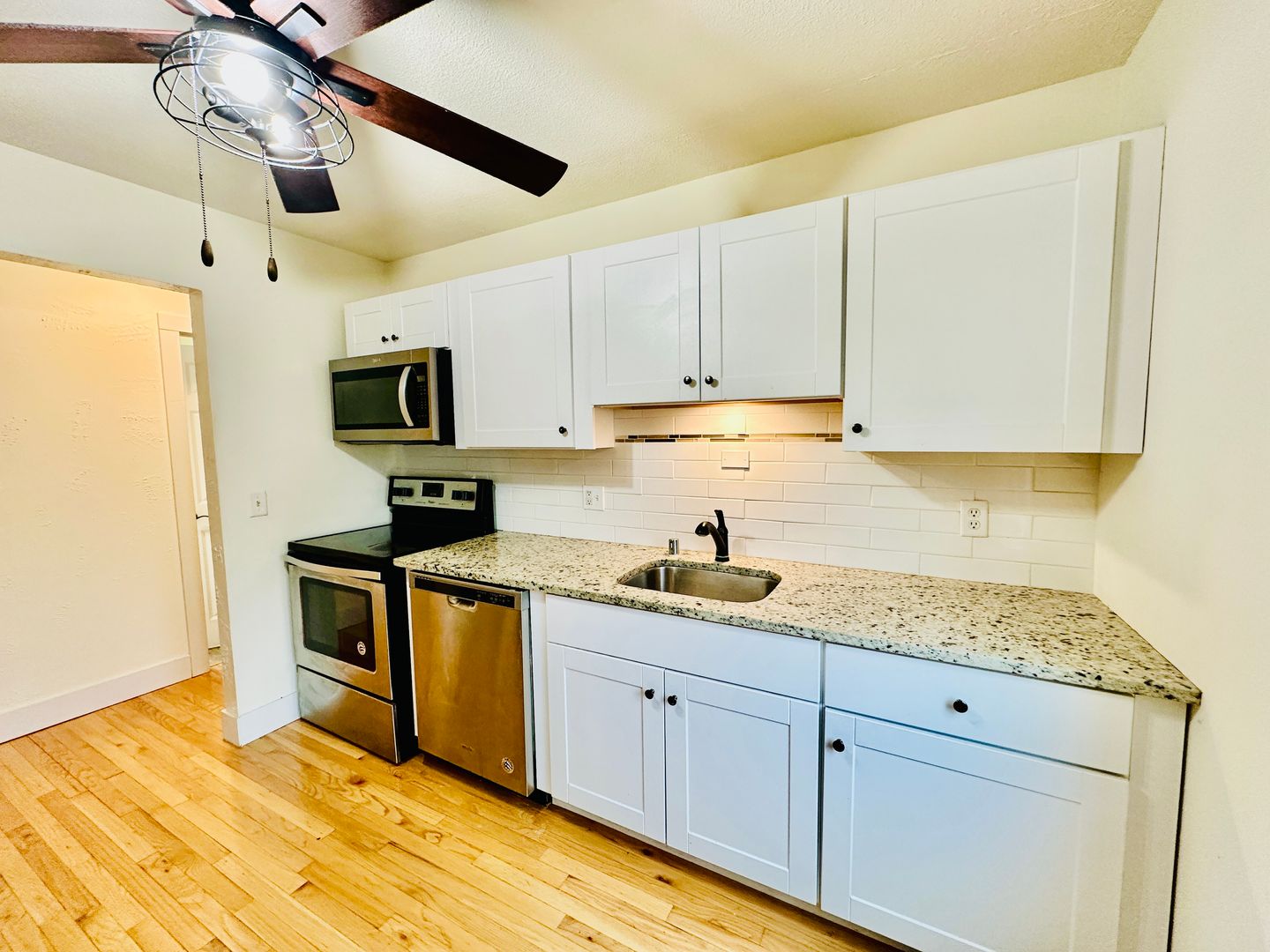 Saint Louis Park Apartment: 8216 W 31st St.