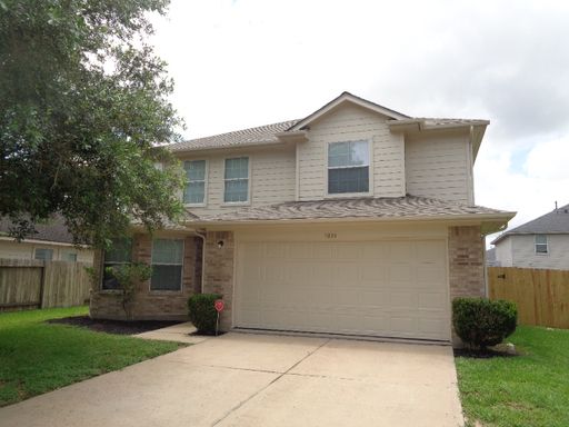 Charming Cul-de-Sac Home with Spacious Open Floor Plan