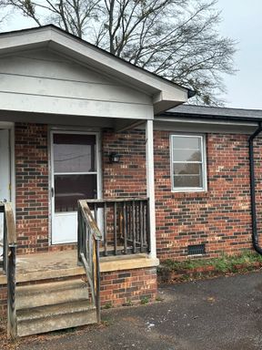 Cute 1 Bedroom in Forest City