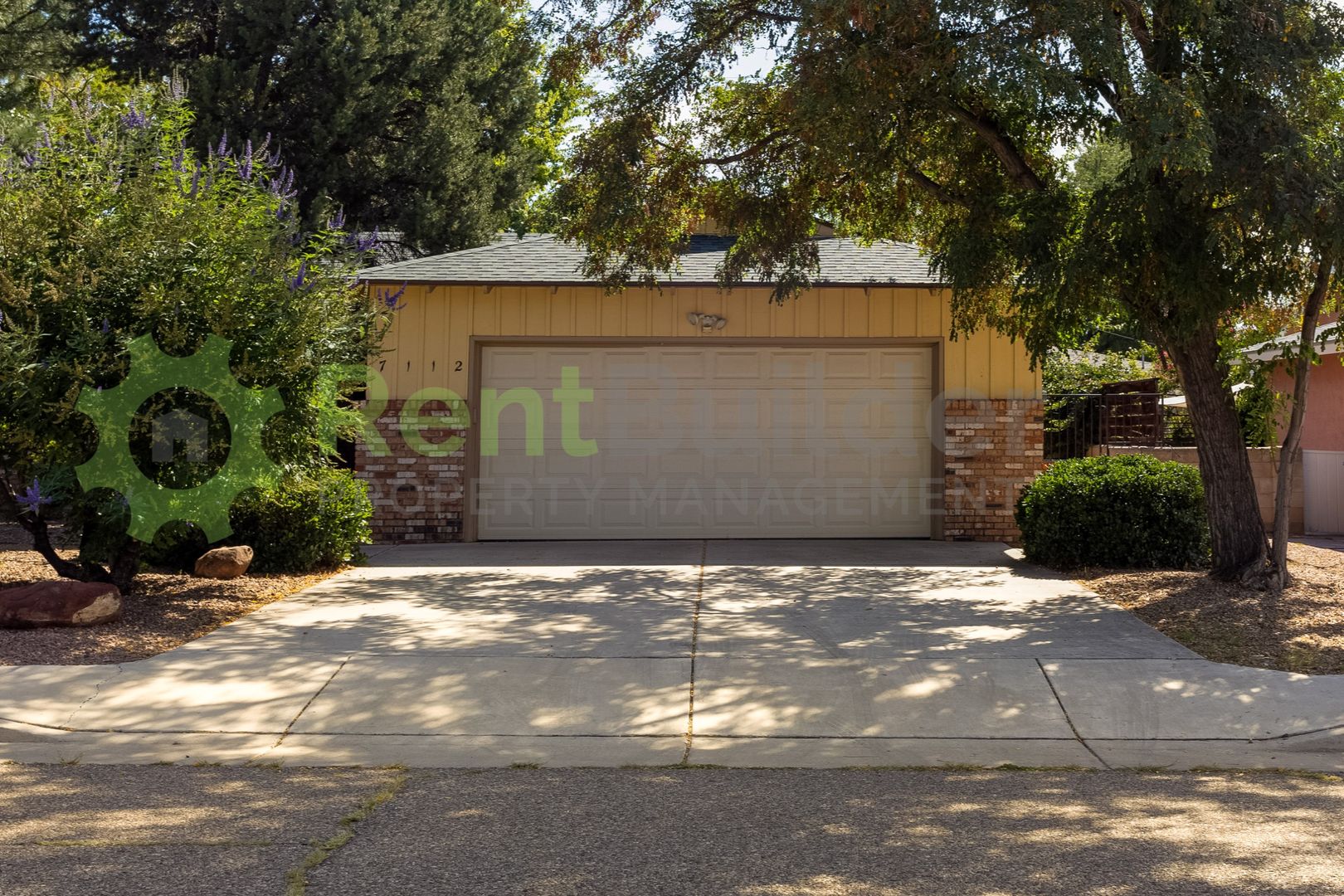 Albuquerque House: 7112 Ottawa Rd. NE