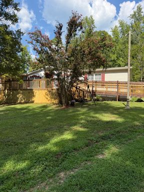 906 Rolling Meadows Road