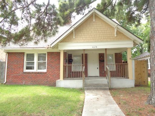 Charming 1-Bedroom Duplex Unit Near Gulf Freeway – photo 1