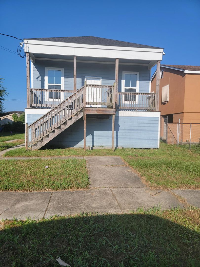 New Orleans House: 6060 Wickfield Drive