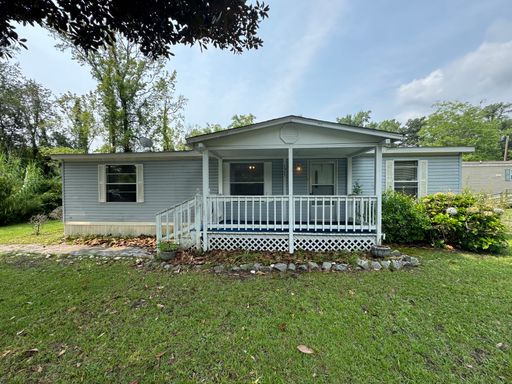 Leland - Large Backyard, Carport, Washer & Dryer Included – photo 1