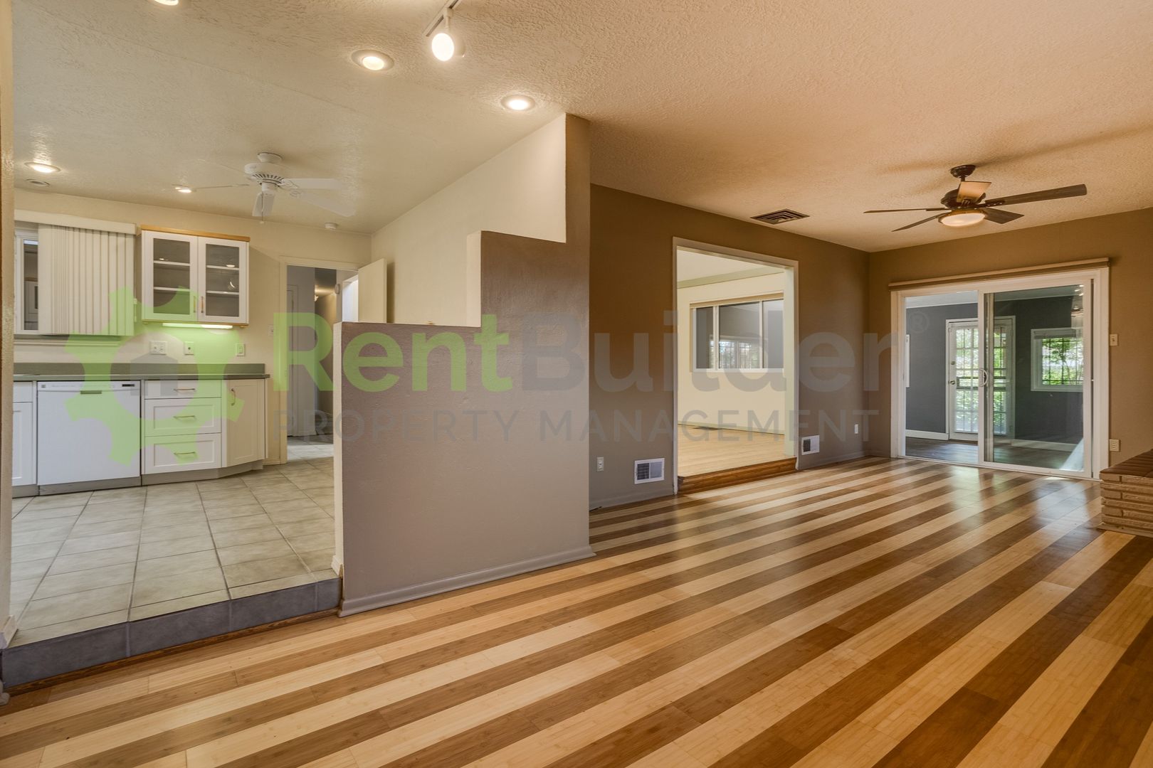 Albuquerque House: 7112 Ottawa Rd. NE