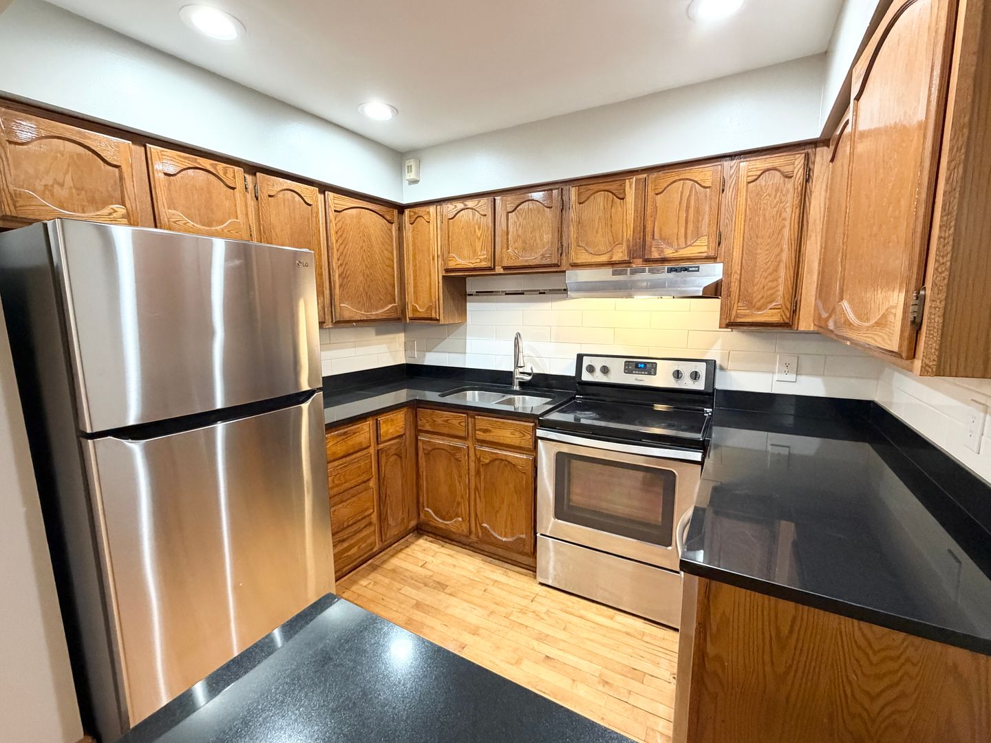 Minneapolis Apartment: 2514 Emerson Ave S.