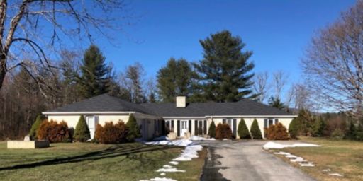 Spacious Ranch on 2 Acres – Lawn Care Included! – photo 1