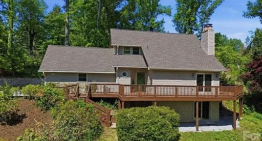 RENOVATED, SPACIOUS & READY TO IMPRESS IN HENDERSONVILLE! – photo 1