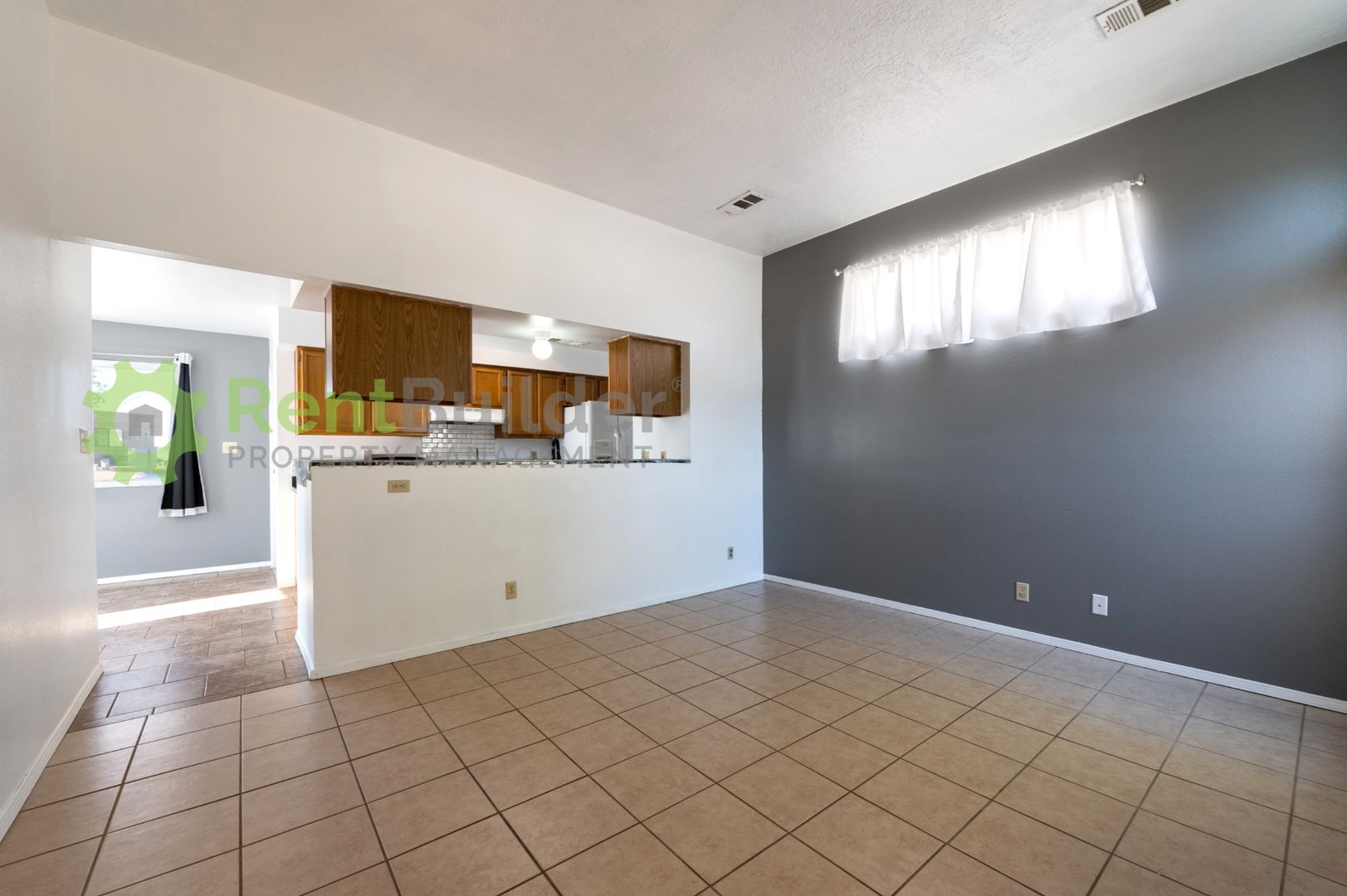 Rio Rancho House: 1864 Blackberry Rd. NE