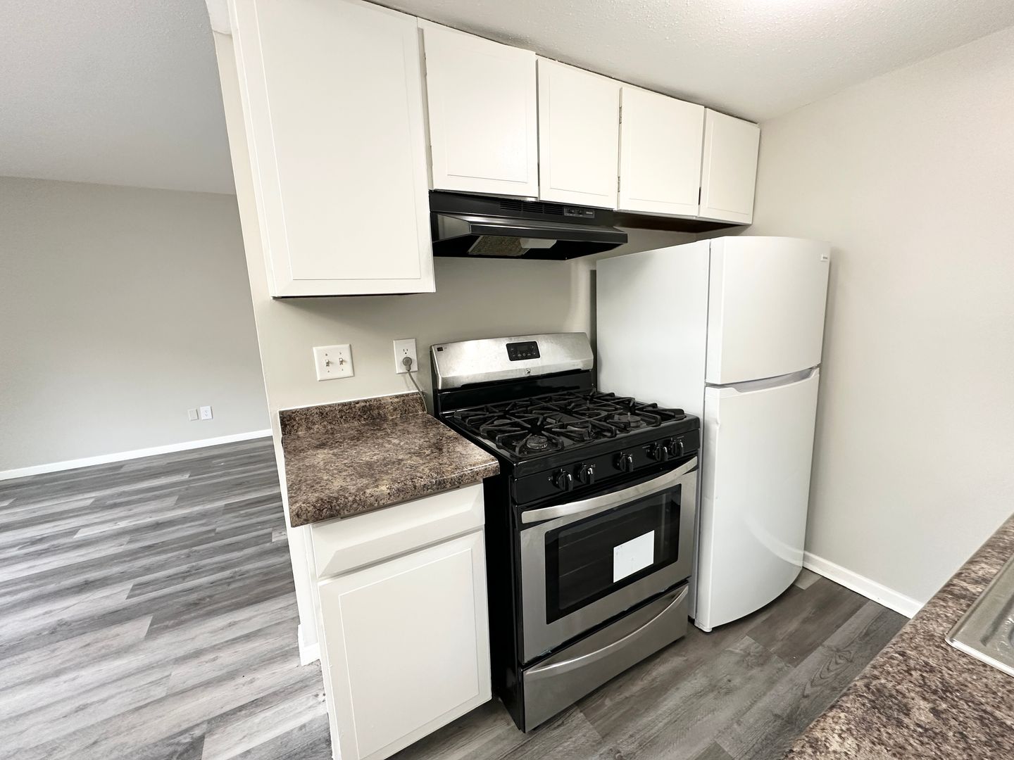 Minneapolis Apartment: 3251 14th Ave S