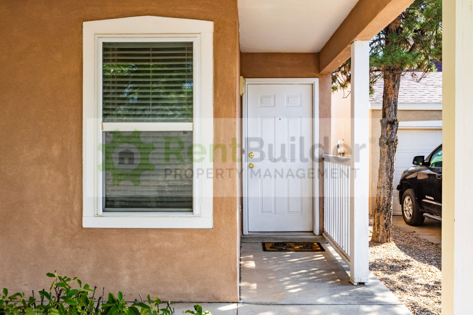 Albuquerque House: 10532 Ramah Dr. NW