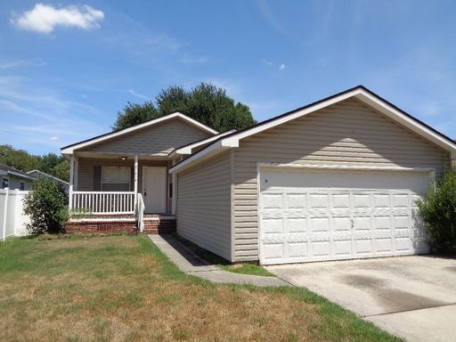 Charming 3-Bedroom Home in Tomball’s Cherry Canyon Community