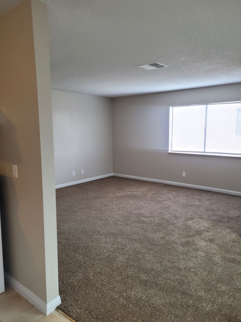 Las Vegas Apartment: 2341 Exeter Dr.