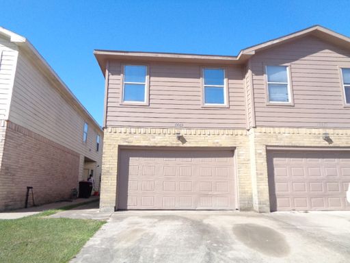 Spacious Houston Home in Ridgepoint – Move-In Ready! – photo 1