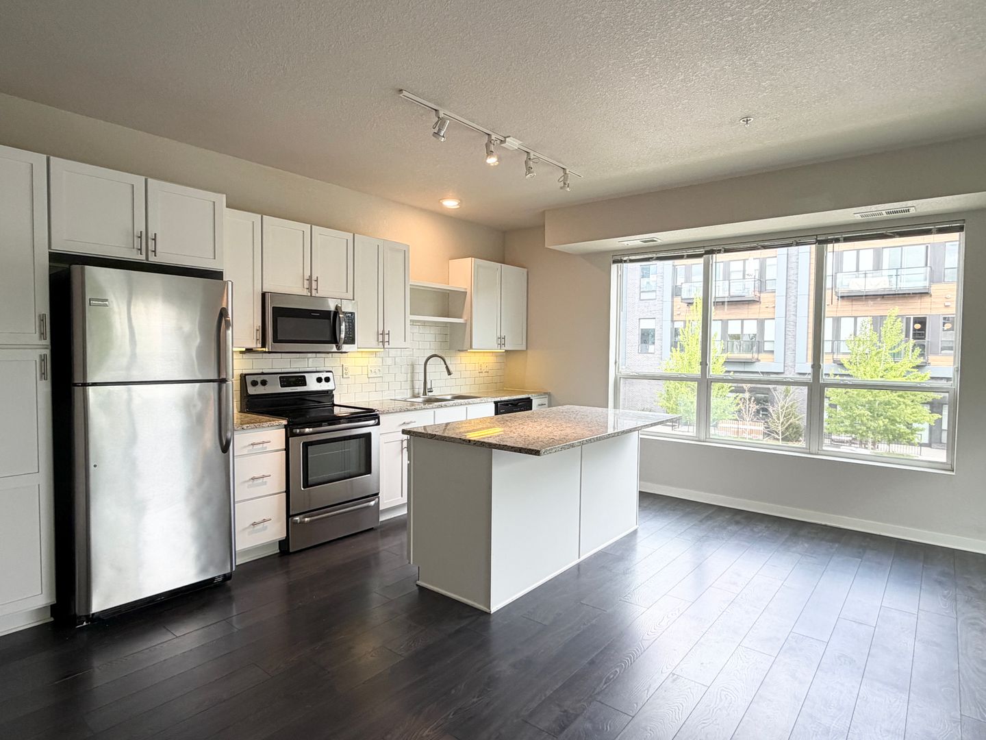 St. Louis Park Apartment: 4101 W 31st Street