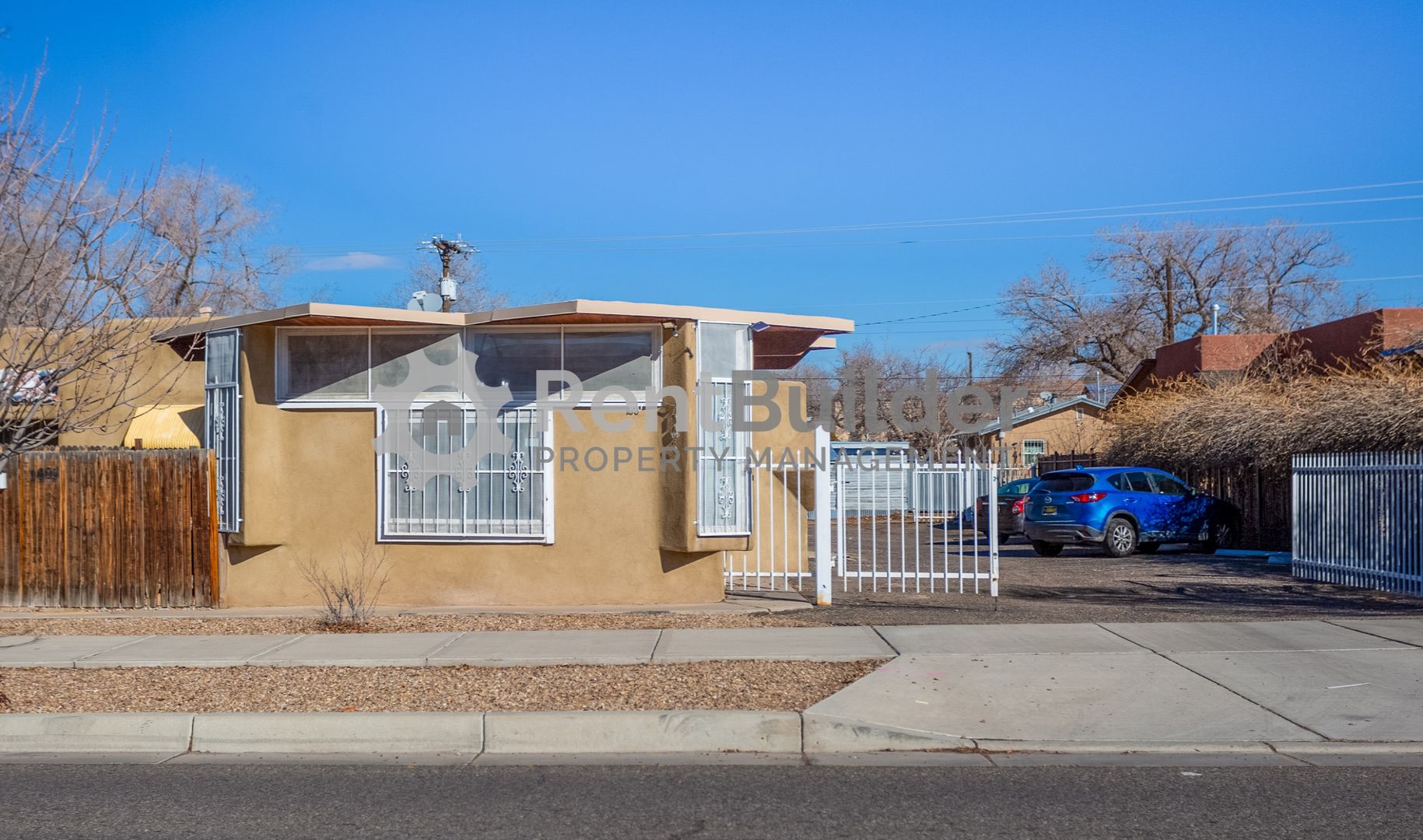 Albuquerque Apartment: 1605 Coal Ave SE