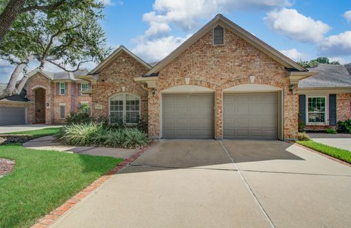 Beautifully Updated West Houston Home – photo 1