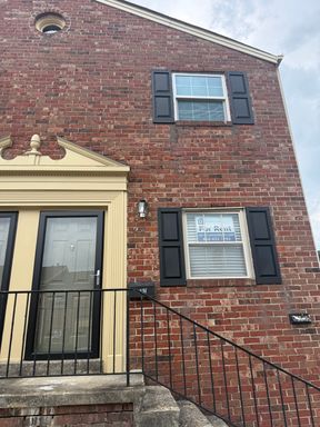 2530 East North Street, Unit 2-H – photo 1