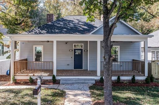 4 Bed 3.5 Bath Rental at 1058 White Oak Avenue, Atlanta, GA – photo 1