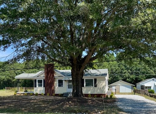516 Piedmont Highway, Piedmont, SC 29673