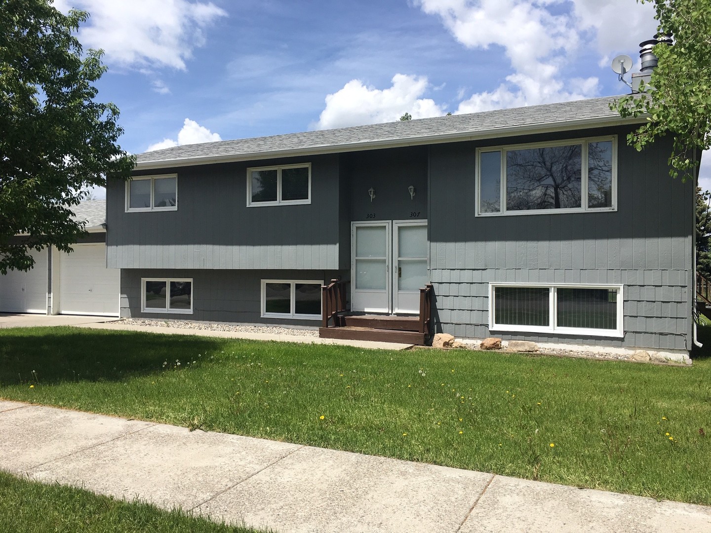 3 Bedroom, 2 Bathroom Duplex- 5 minute walk from MSU - Flexible Lease Terms - 6 Months, 9 Months or 12 Months