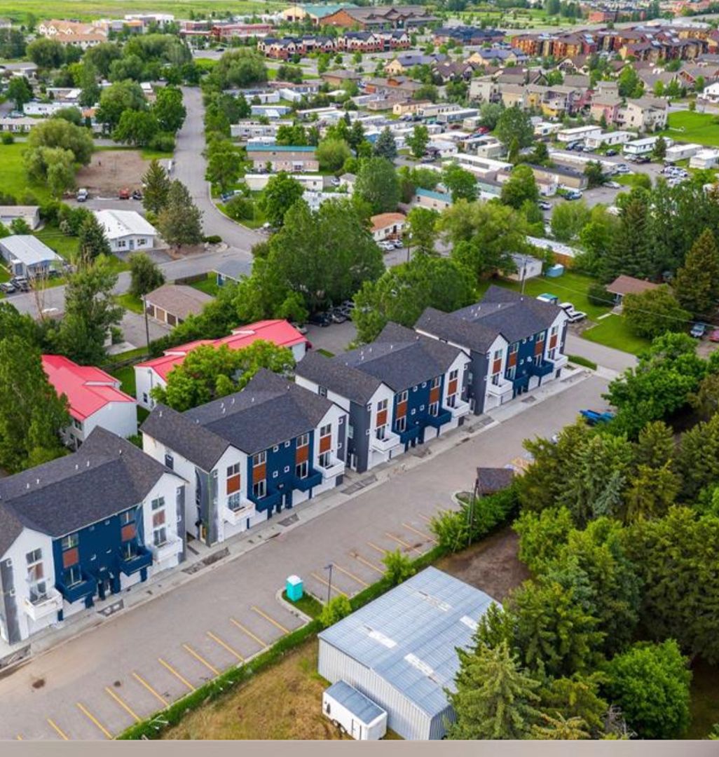 Bozeman House: 911 N. 17th Ave. Unit D