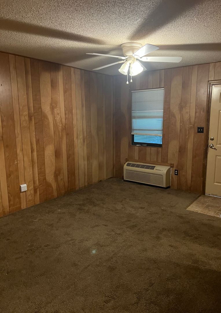 Bolivar Apartment: 1623 S. Pike Ave.