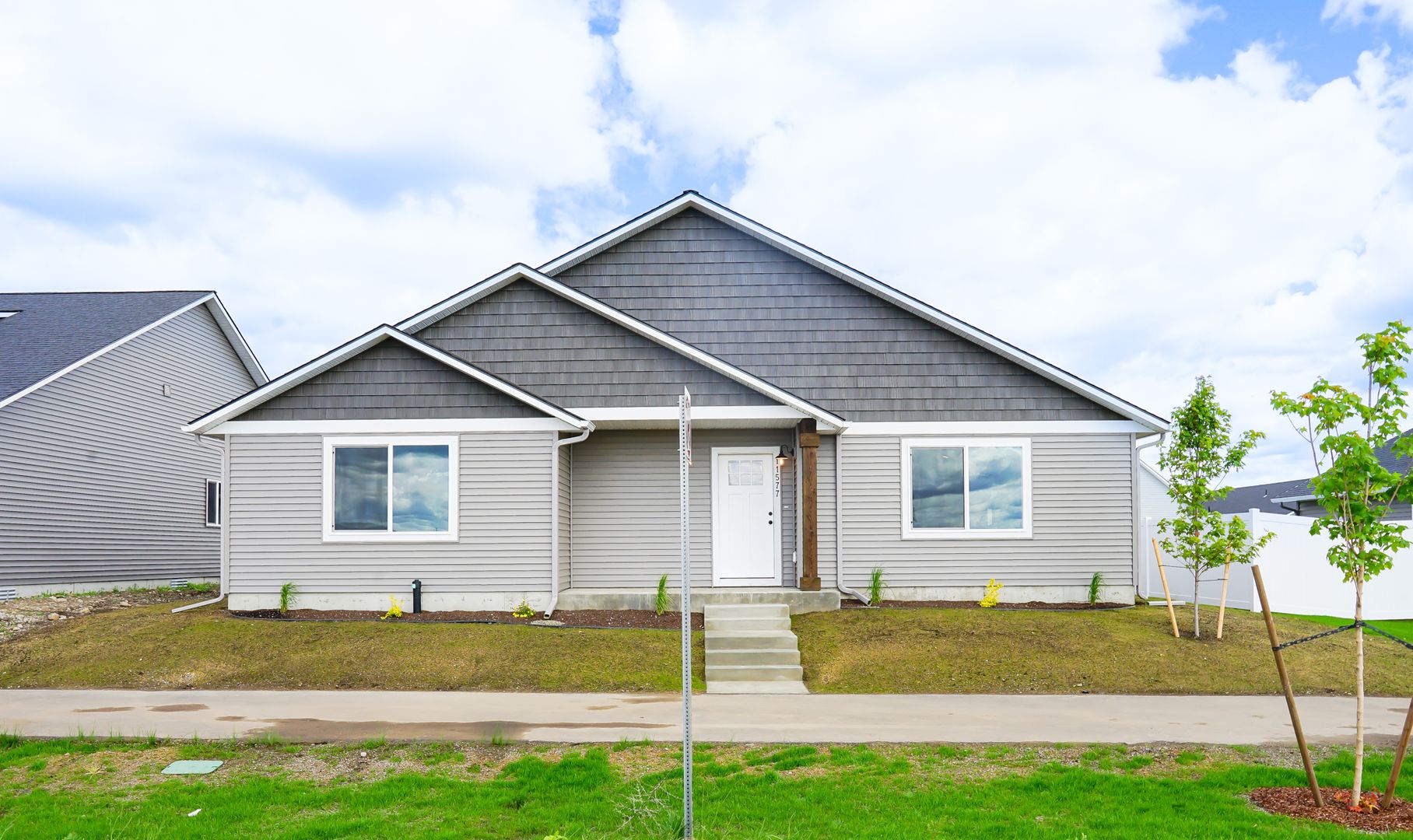 Rathdrum House: 11577 Railway Ave