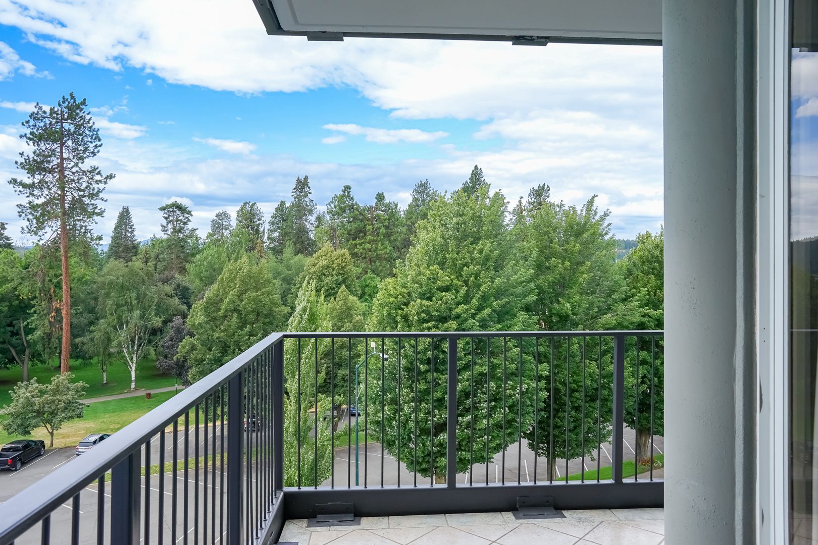 Coeur d'Alene House: 301 N 1st Street # 619