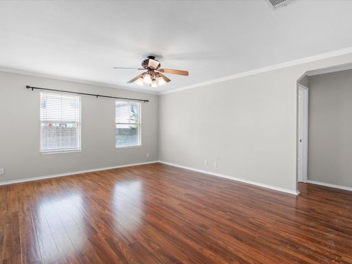Listing photo thumbnail