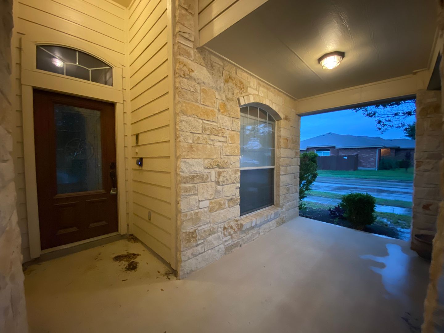 Converse House: 8935 Liberty View