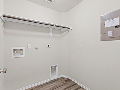 Listing photo thumbnail