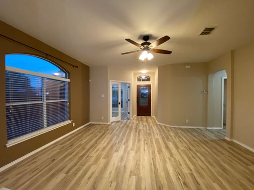 Listing photo thumbnail