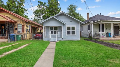 350 Barrett Pl, San Antonio, TX 78225