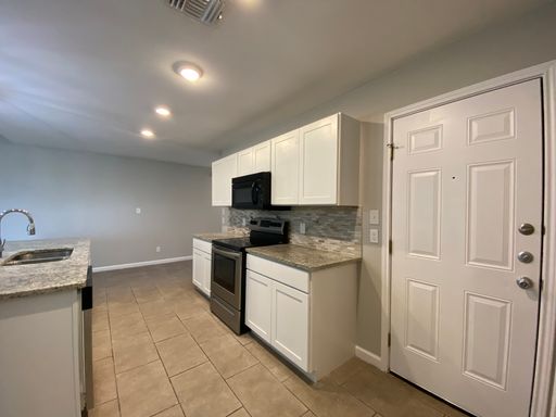 Listing photo thumbnail