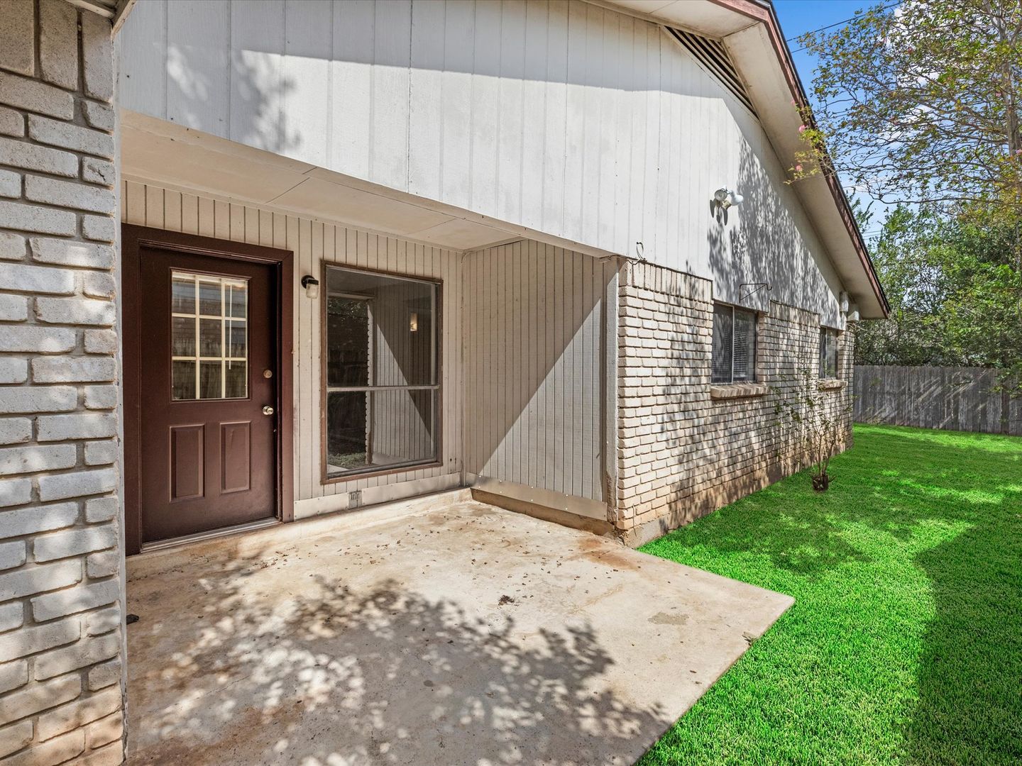 San Antonio House: 7214 Rimwood