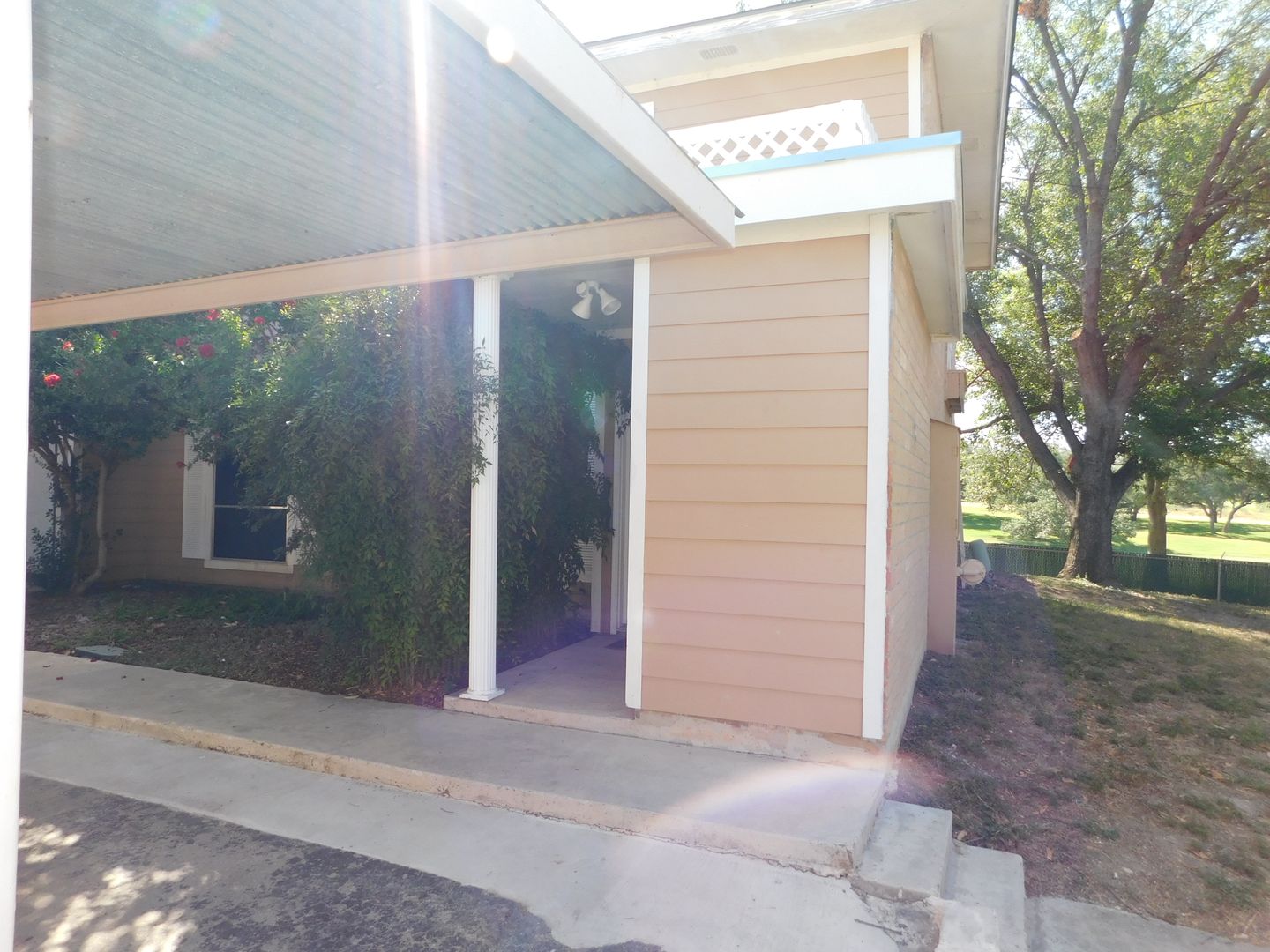 San Antonio House: 7322 Oak Manor Dr.