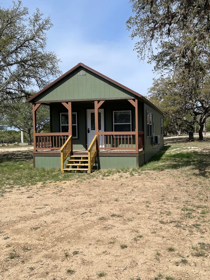 Bandera House: 3795 Forest Trail Dr