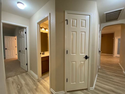 Listing photo thumbnail
