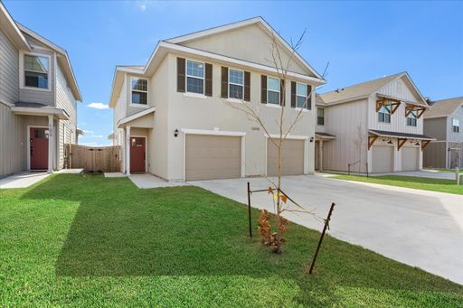 Listing photo thumbnail
