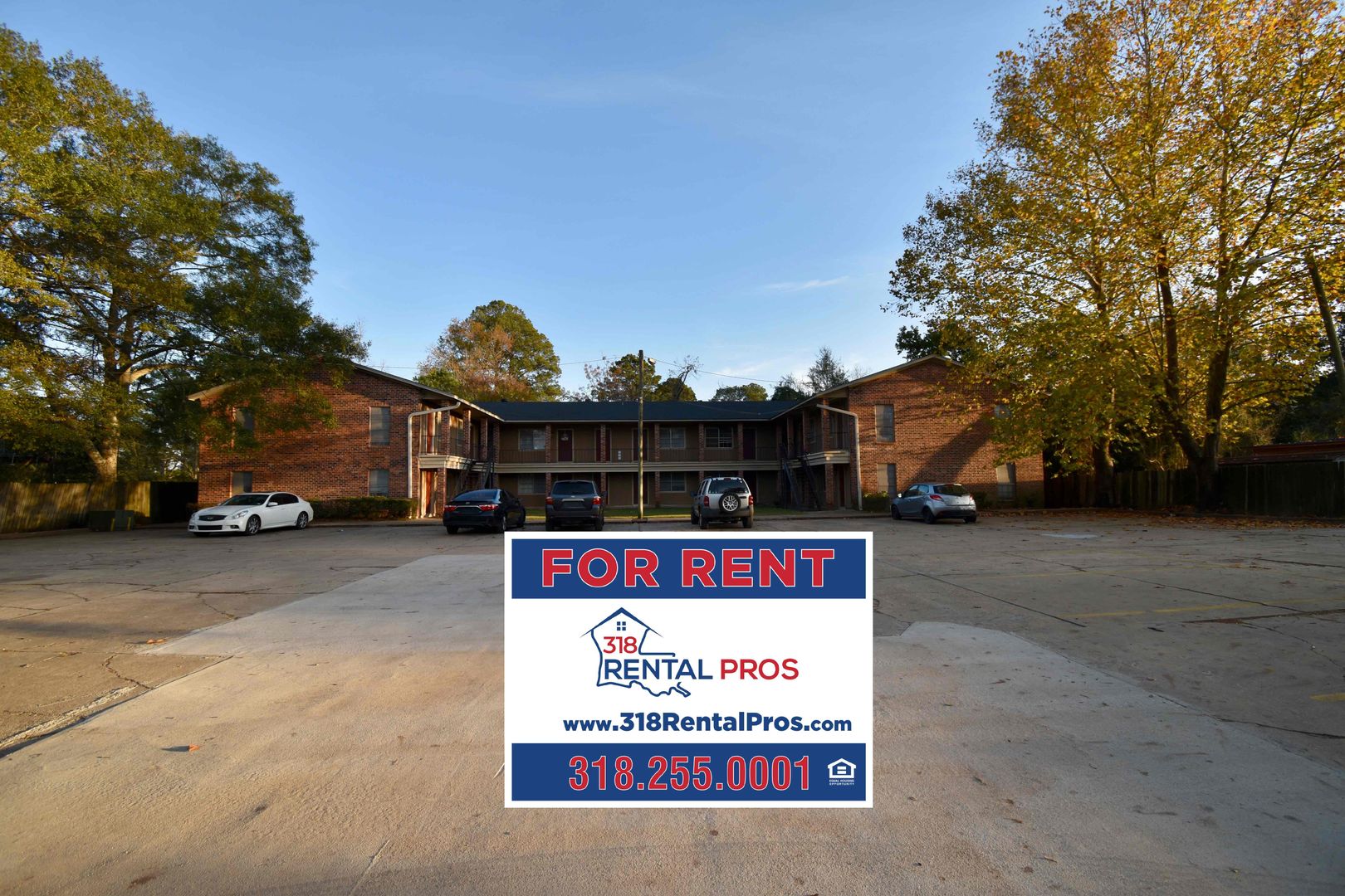 Ruston Apartment: 1701 W California Ave