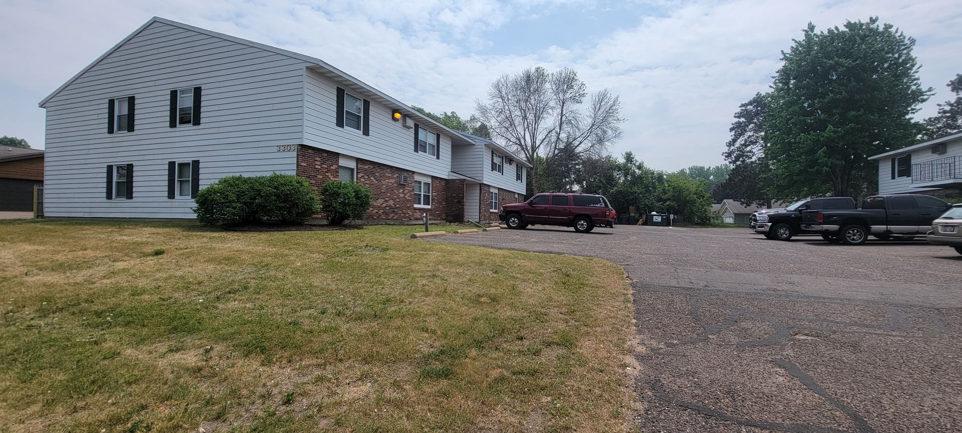 Eau Claire Apartment: 3303 Brian St.