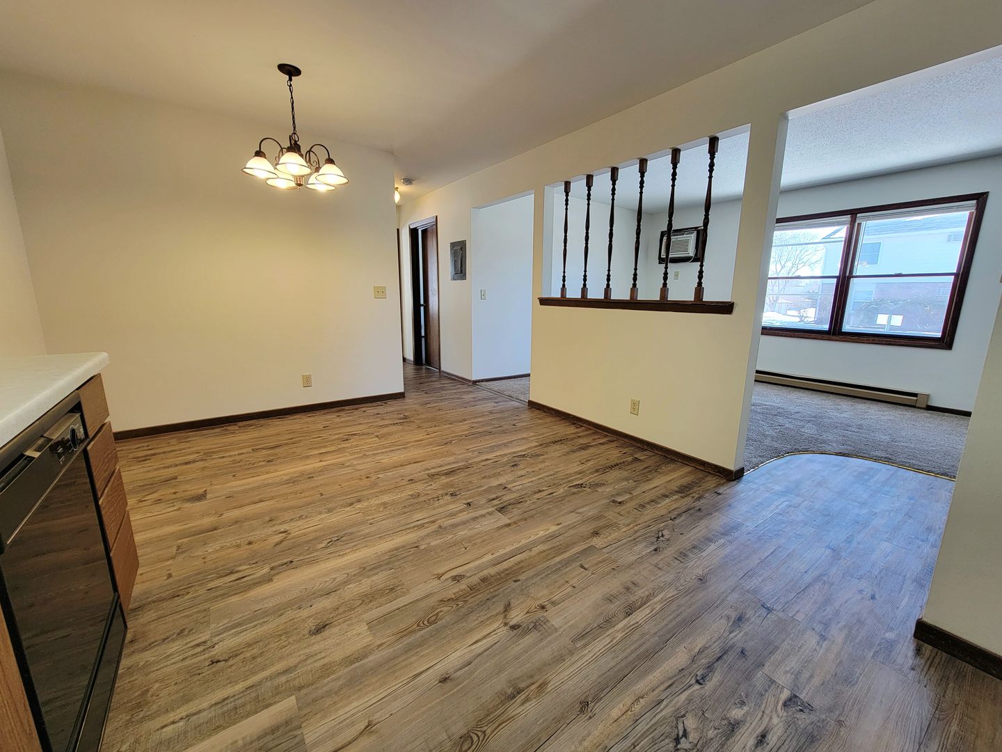 Eau Claire Apartment: 3303 Brian St.