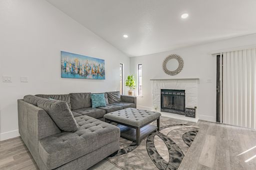 Parkview Living - 2 Bed 2 Bath Unit – photo 1