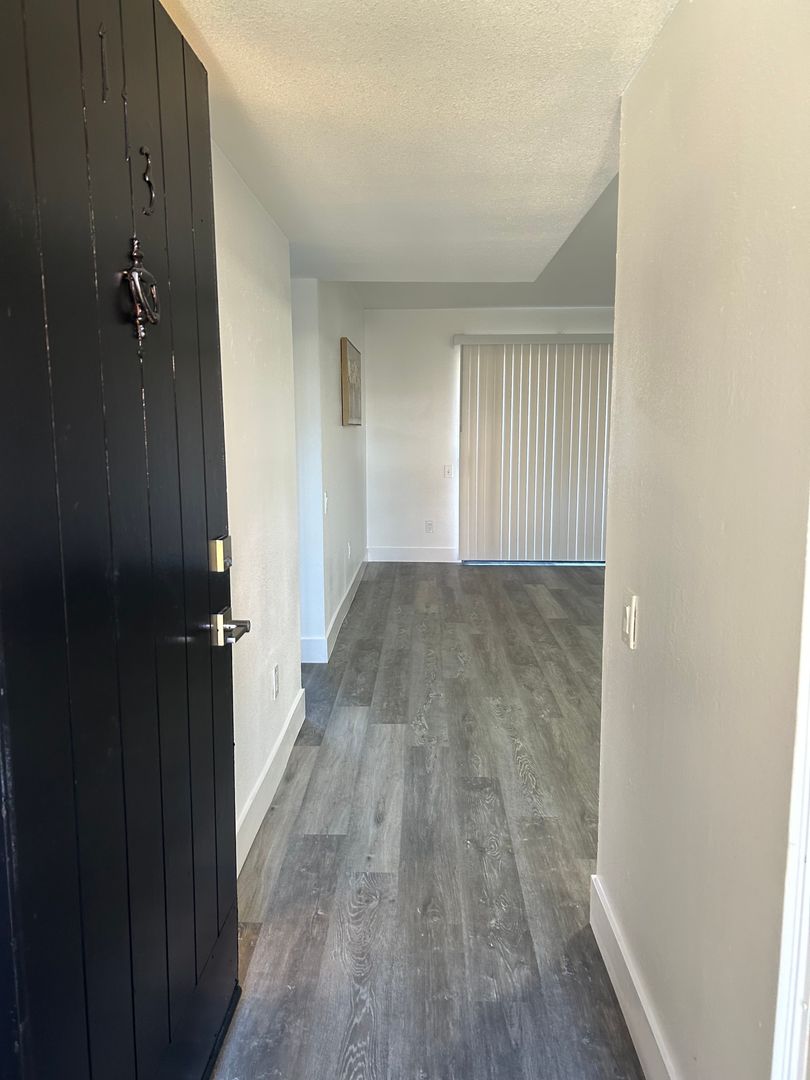 Carmichael Apartment: 6145 Fair Oaks Blvd, Carmichael CA