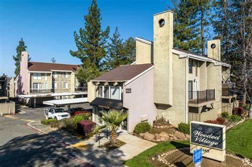 2 Bed 1 Bath Apartment - 6145 Fair Oaks, Carmichael 95608 – photo 1