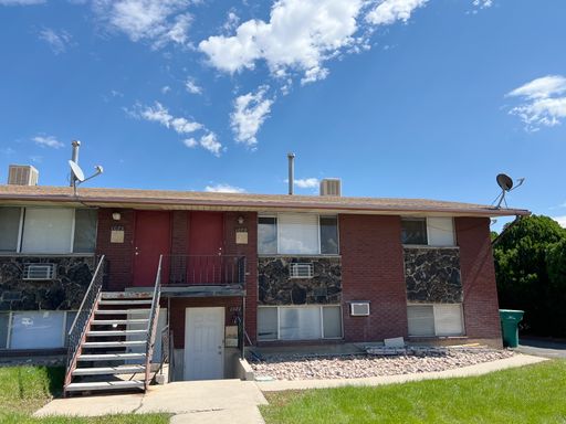 UPDATED 2 Bedroom Apartment in Orem!!! – photo 1