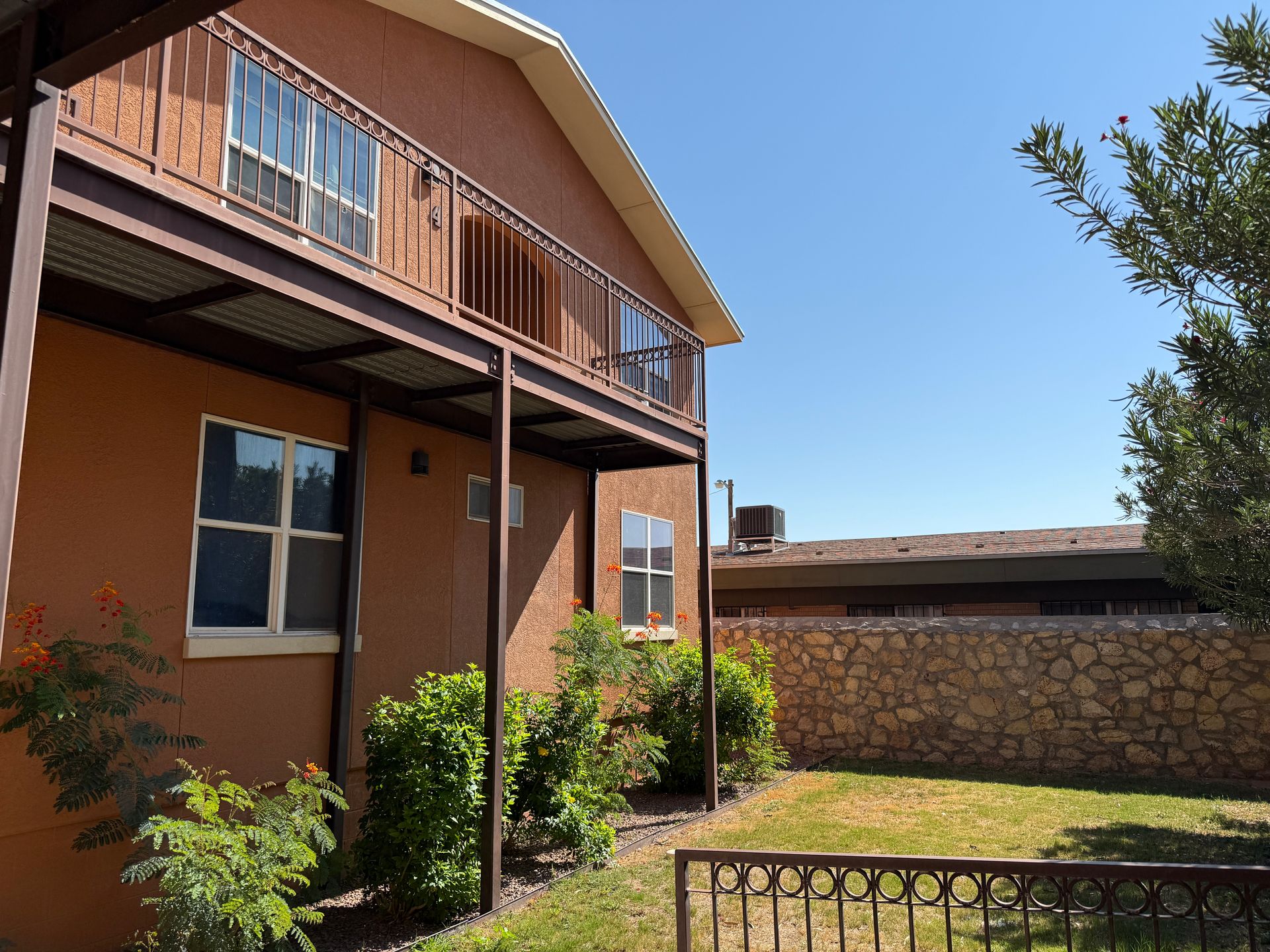 El Paso Apartment: 7598 Diana Drive