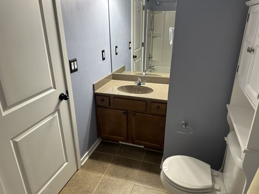 Listing photo thumbnail